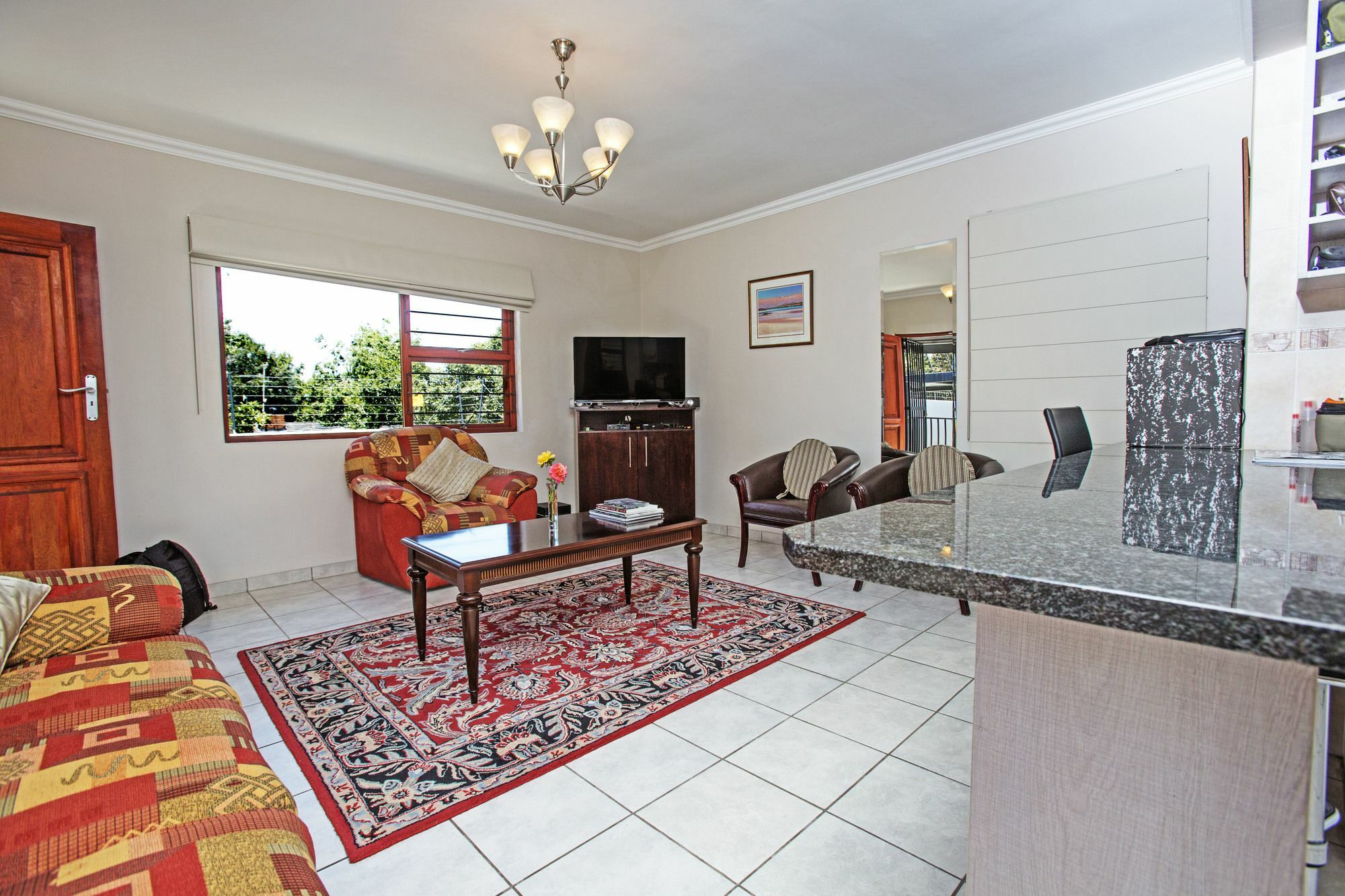 Spacious Garden Cottage ヨハネスブルグ エクステリア 写真